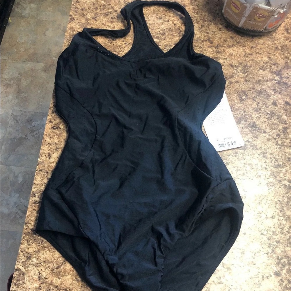 Lululemon size 8 NWT swimsuit